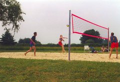 Volleyballplatz Hallenbad.jpg